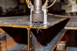 What is the Difference Between Turning and CNC Turning?